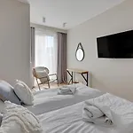 Wave - Powstańców Wielkopolskich Apartament *