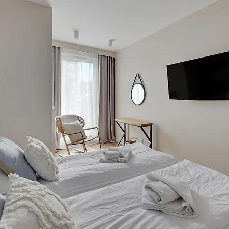 Wave - Powstancow Wielkopolskich Apartmán *